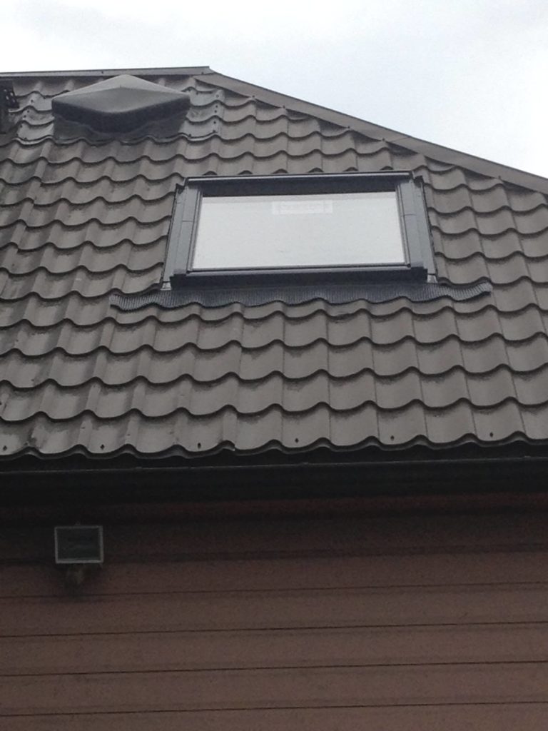 Katuseakna paigaldus