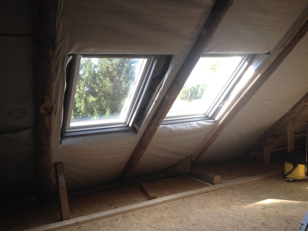 Katuseakna paigaldus