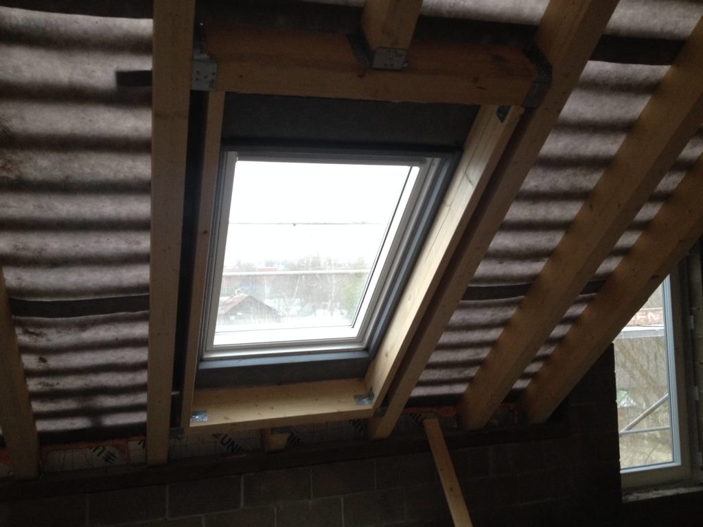 Katuseakna paigaldus