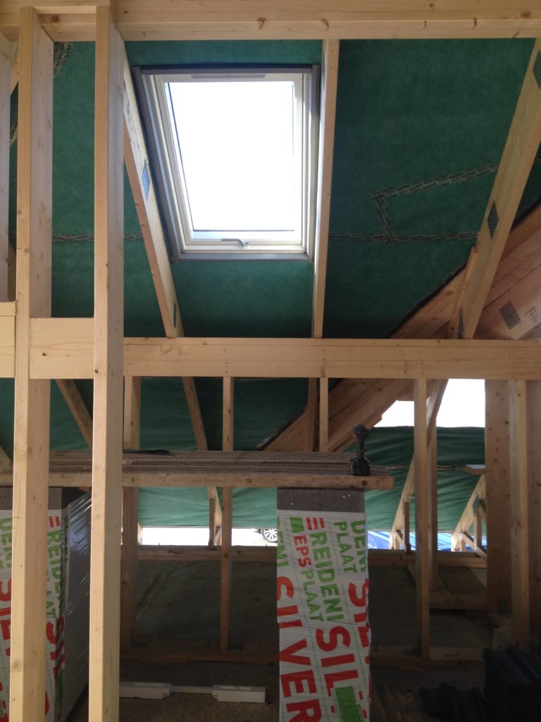 Katuseakna paigaldus